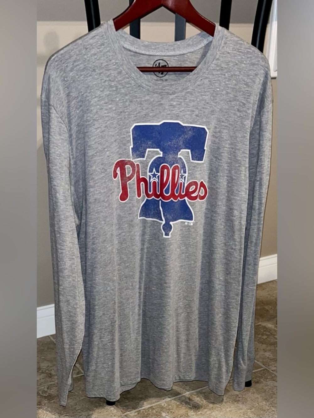 Men's '47 Brand MLB Philadelphia Phillies Gray Bell Long Sleeve T-Shirt, XXL/2XL